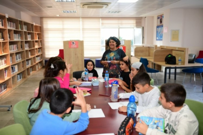 Bursa'da minikler düşlerini hikayelere dönüştürüyor