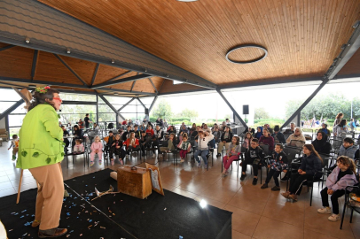 Bursa'da miniklerden ‘Toprak Ana’ tiyatrosuna yoğun ilgi