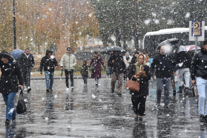 Sivas'ta kar yağışı etkili oldu