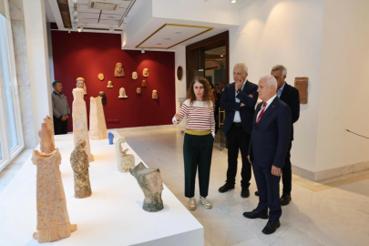 'Gözlerimin Önündesin' sanatseverleri ağırlıyor