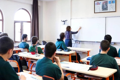İlk ara tatil bitiyor! Okullar yarın açılıyor