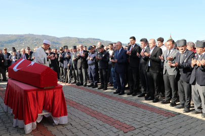 Kıbrıs Gazisi, son yolculuğuna uğurlandı