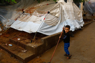 UNICEF: Gazze'deki çocuklar kuru giysi ve yatak olmadan çadırlarda uyuyor