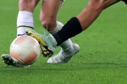 Bahis soruşturmasında 12 ay ceza alan futbolcu, ünlü şarkıcının kardeşi çıktı!