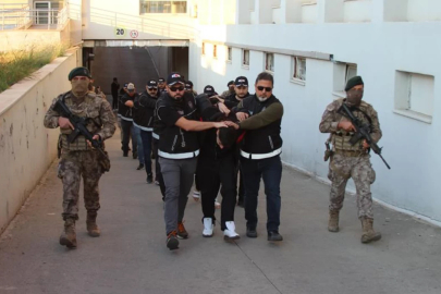 "Bayğaralar" suç örgütüne operasyon! Yurt dışına kaçış hazırlığında yakalandılar