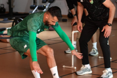 Bursaspor çalışmalarını sürdürüyor