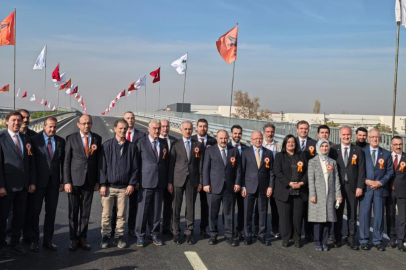 Bakan Uraloğlu: "Önümüzdeki yıl Bursa'mıza yüksek hızlı trenle seyahat edeceğiz"