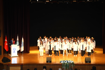 Bursa'da Diş Hekimliği Fakültesi'nde beyaz önlük heyecanı