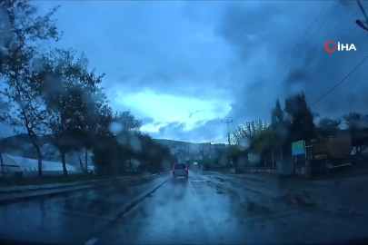 Bursa'da otomobil ile motosiklet çarpıştı: 2 yaralı