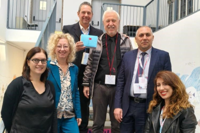 Bursalı öğrencilerin mektupları İtalya'ya ulaştı