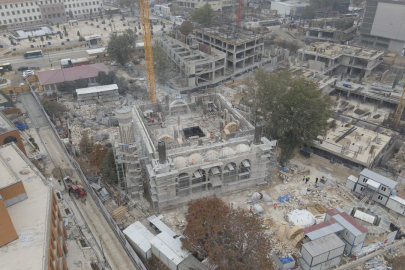 Malatya'da depremde yıkılan cami güçlendirilmiş yapısıyla yeniden yükseliyor