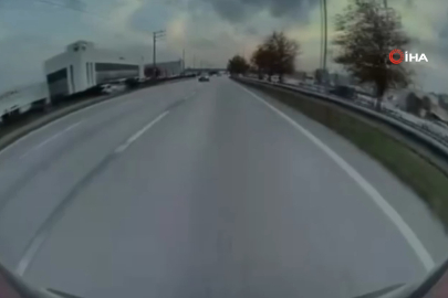 Bursa'da makas atan sürücü trafiği birbirine kattı