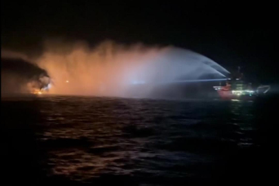 Karadeniz'de 2 ticari gemide patlama oldu