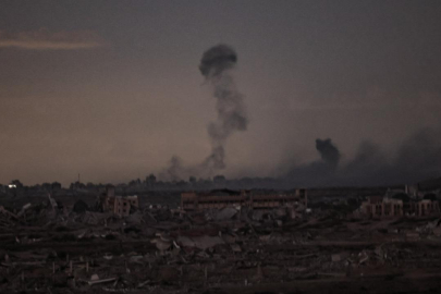 Soykırımcı İsrail ateşkese rağmen, Gazze’ye gece boyunca yoğun saldırılar düzenledi