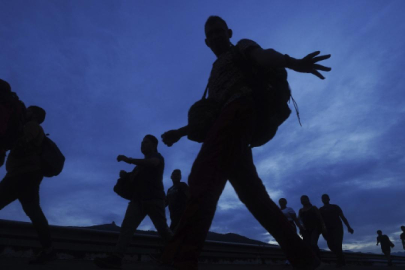 ABD, Venezuelalı göçmenleri sınır dışı edecek