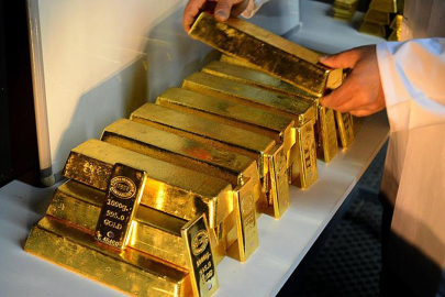 Altının kilogram fiyatı 5 milyon 826 bin liraya geriledi