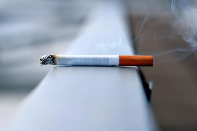 Gençlik tehlike altında! Türkiye'de sigaraya başlama yaşı alarm veriyor