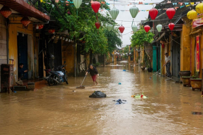 Güneydoğu Asya'daki afetler 1200'e yakın can aldı