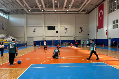 Bursa'da anlamlı etkinlik: Gözler kapalı 12 dakikalık maçın kazananı empati oldu