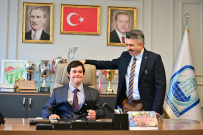 Yıldırım 'engelleri' sevgi ile aşıyor