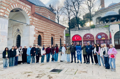 Yıldırımlı gençler Bursa'yı keşfediyor
