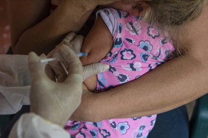 ABD'de aşı komitesi, "yeni doğan bebeklere hepatit B" tavsiyesini kaldırdı