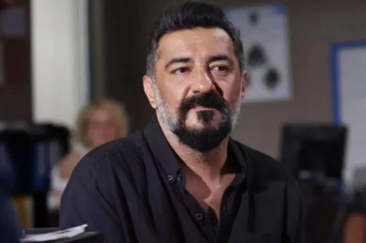 Ünlü oyuncu Celil Nalçakan trafik kazası geçirdi!