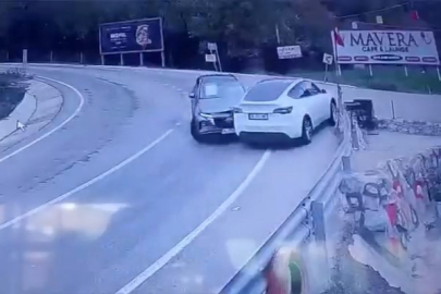 Uludağ yolu buz pistine döndü