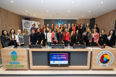 Bursa'da girişimci kadınlar siber şiddete 'dur' dedi