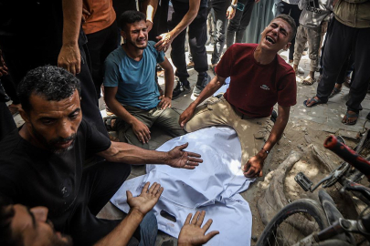 Gazze'de can kaybı 70 bin 365'e yükseldi