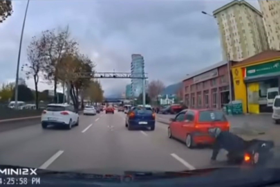 Bursa'da motorcunun ölümden döndüğü anlar kamerada