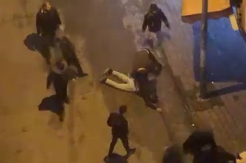 Bursa'da ortalık savaş alanına döndü! Tekmeler havada uçuştu