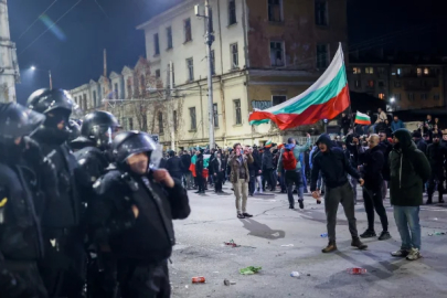 Bulgaristan'da hükümet istifa etti