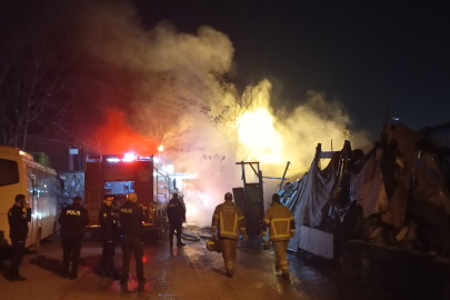 Bursa'da gece saatlerinde yangın paniği: 1 yaralı