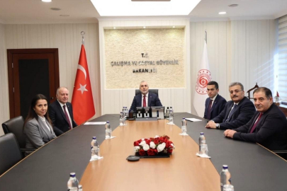 Milyonların gözü bu toplantıda: Asgari ücrette ilk toplantı başladı