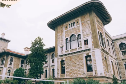 İstanbul Erkek Lisesi'nde taciz iddiaları... Okul müdürü açığa alındı