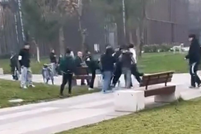 Bursa'da iki grup arasındaki kavga kamerada