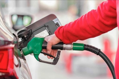 Motorinin ardından benzinde indirim yolda: Tarih belli oldu