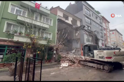Bursa'da ilginç bir yıkım