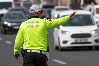 Trafikte düzeni bozana rekor cezalar yolda