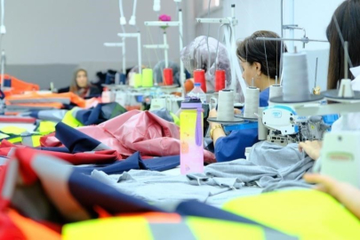 Ücretli çalışan sayısı yıllık yüzde 1,0 arttı