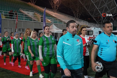 Bursa'da Başkanlık Kupası finalleri nefes kesti