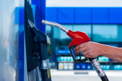 Akaryakıtta tabela yeniden değişti: Bir indirim daha geldi!