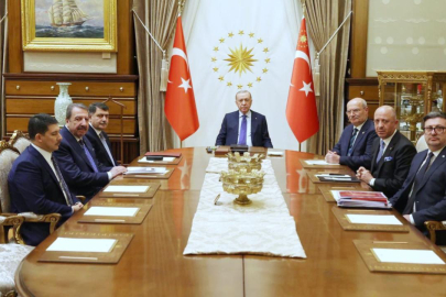 Cumhurbaşkanı Erdoğan, ATO'nun yürüttüğü çalışmalar hakkında bilgi aldı