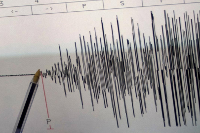 Hatay'da 4 büyüklüğünde deprem
