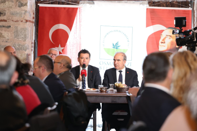 Başkan Aydın müjdeyi verdi: Bursa'nın ünlü sokağı yenilendi!