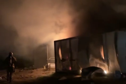 Bursa'da geceyi alevler aydınlattı!