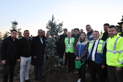 Yeniden yeşil Bursa için 15 bin fidan dikildi