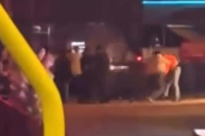 Bursa'da iki grup tekme tokat kavga etti