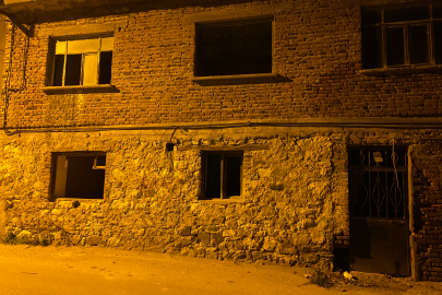 Bursa'da şüpheli ölüm: Yaşlı adam evinde ölü bulundu